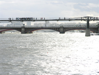 millenium bridge london